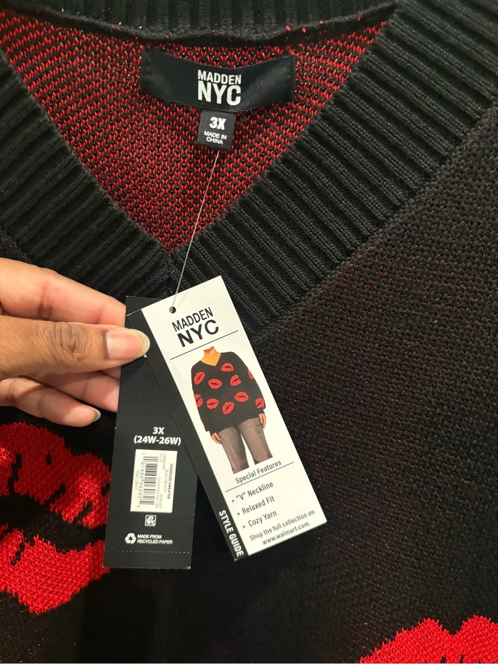 NYC Black V-Neck Sweater with Red Lip Print - Picture 4 of 6